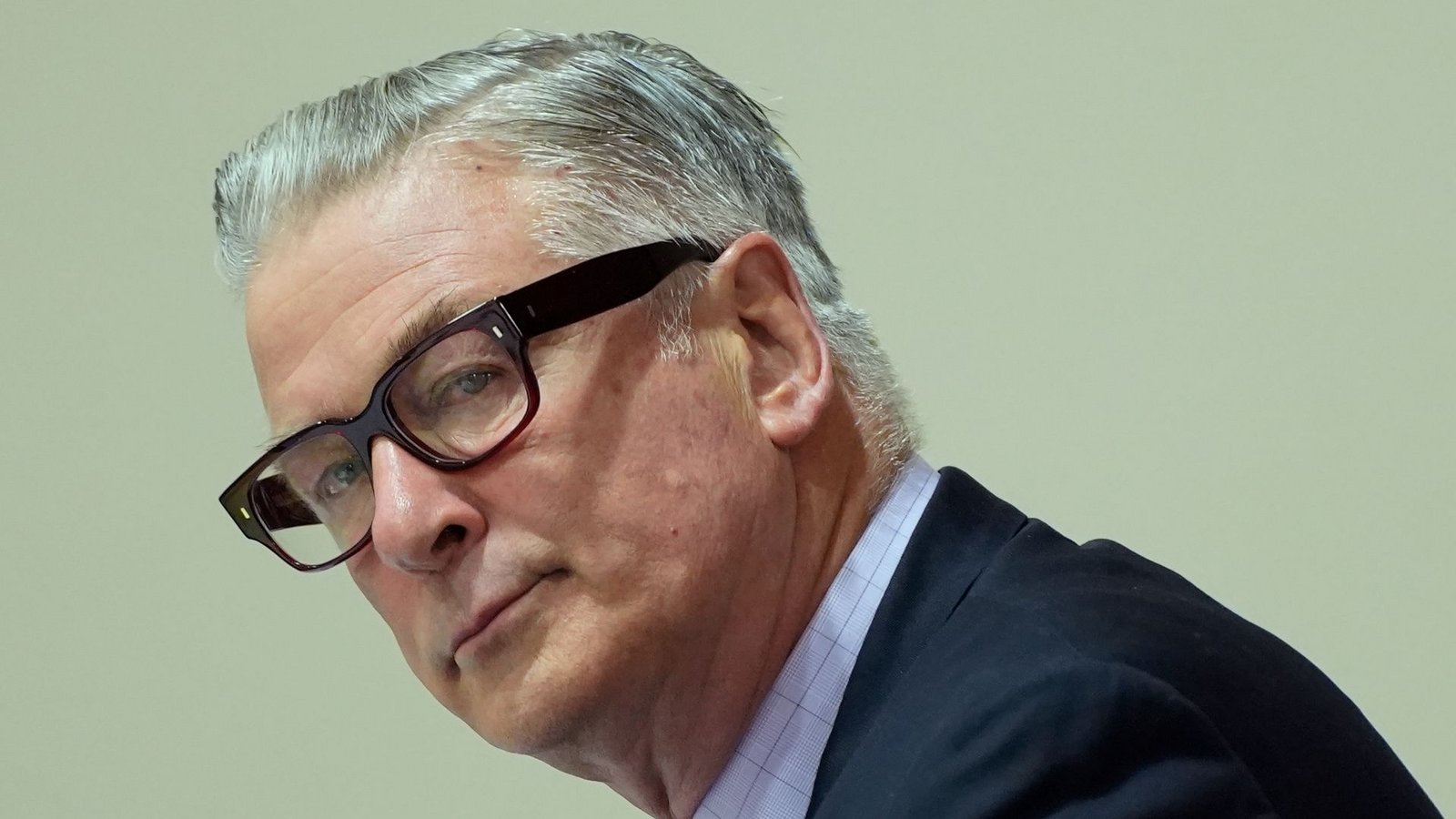 Auf Alec Baldwin kommt nun ein Zivilprozess zu. (Archivbild)Foto: Ramsay de Give/Pool AFP/AP/dpa