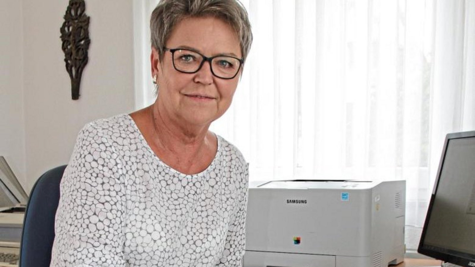 Gabriele Krebes war fast 45 Jahre lang Sekretärin im katholischen Pfarrbüro in Sersheim. Im kommenden August geht sie in den Ruhestand. Foto: Romanowski Gabriele Krebes war fast 45 Jahre lang Sekretärin im katholischen Pfarrbüro in Sersheim. Im kommenden August geht sie in den Ruhestand. Foto: Romanowski