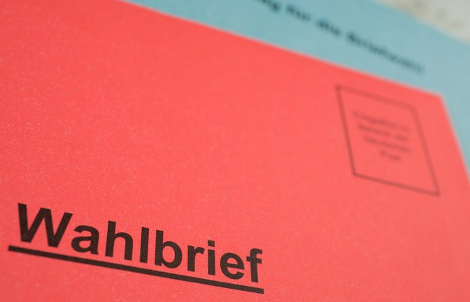 Von Mitte April bis zum 31. Mai sind wieder Sozialwahlen. Wer bei der drittgrößten Wahl in Deutschland wählen darf, erfahren Sie hier.<span class='image-autor'>Foto: A. Kiro / Shutterstock.com</span>