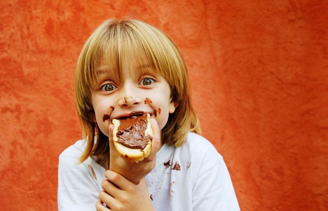 Ganz gleich, ob es sich bei dem Brotaufstrich tatsächlich um das Produkt aus dem Hause Ferrero handelt oder nicht, wissen wir gleich, was mit dem Begriff Nutella gemeint ist.<span class='image-autor'>Foto: Adobe Stock/Patricia W</span>
