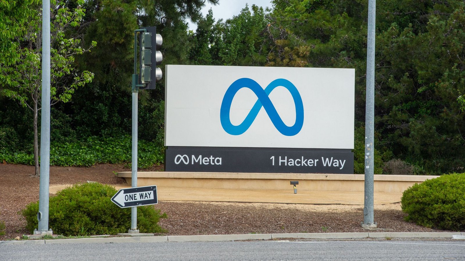 Nutzer konnten zumindest einen Teil von Metas 3D-Welt Horizon verteidigen. (Archivbild)Foto: Andrej Sokolow/dpa