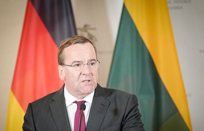 Bundesverteidigungsminister Boris Pistorius (SPD) verblüfft mit einer zunächst befremdlichen Idee.<span class='image-autor'>Foto: dpa/Kay Nietfeld</span>