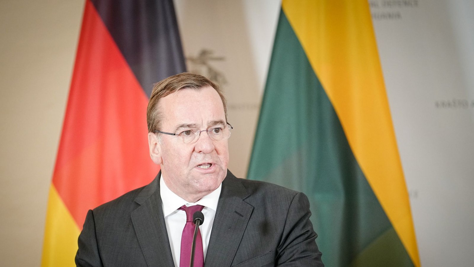 Bundesverteidigungsminister Boris Pistorius (SPD) verblüfft mit einer zunächst befremdlichen Idee.Foto: dpa/Kay Nietfeld Bundesverteidigungsminister Boris Pistorius (SPD) verblüfft mit einer zunächst befremdlichen Idee.Foto: dpa/Kay Nietfeld
