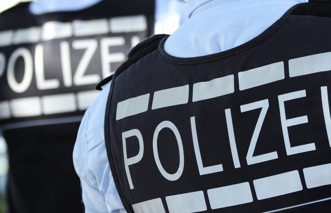 Die Polizei hat Anzeige gegen die beiden Männer erstattet. (Symbolbild)<span class='image-autor'>Foto: dpa/Silas Stein</span>