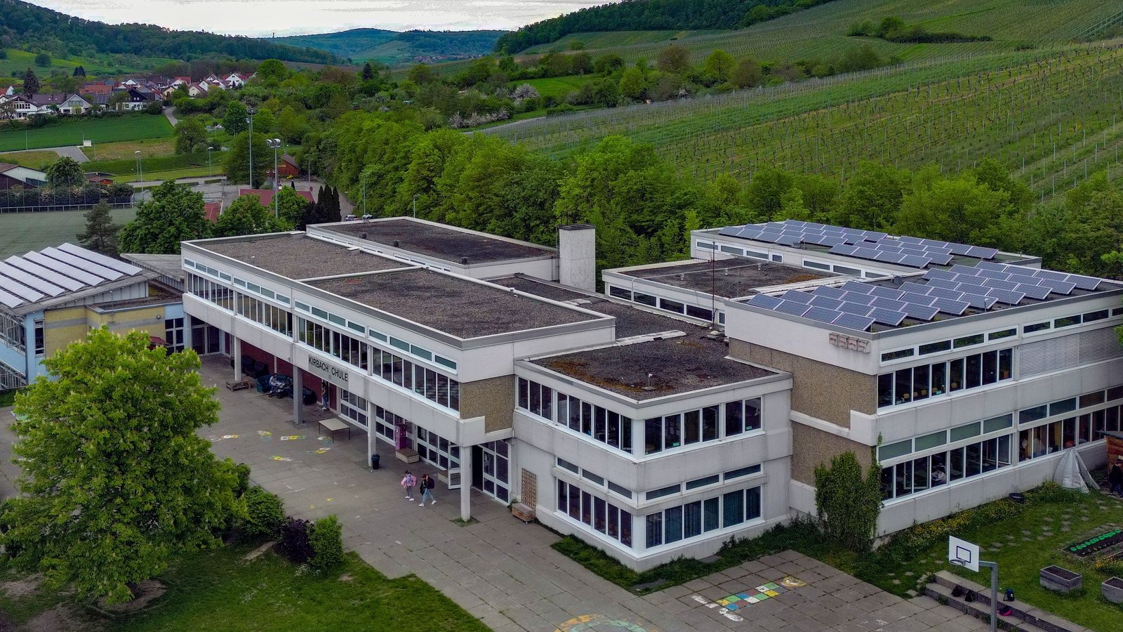 Die Kirbachschule in Hohenhaslach wird saniert und umgebaut. Archivfoto: Kalb Die Kirbachschule in Hohenhaslach wird saniert und umgebaut. Archivfoto: Kalb