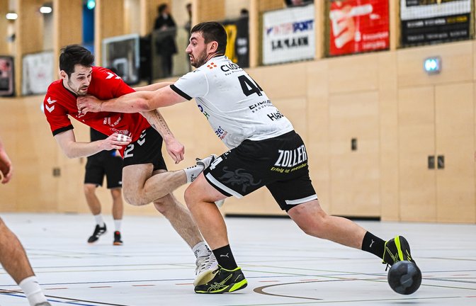 Moritz Modenese (links) ist am Wochenende kaum zu stoppen und erzielt die meisten Tore für den HCME. <span class='image-autor'>Foto: Archiv/Krause</span>