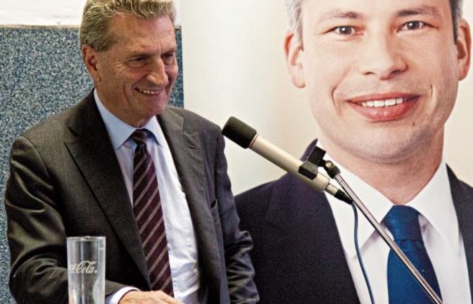 Oettinger spricht zum Thema „Bewegte Zeiten – Was ist uns Europa wert?“.  Foto: Friedrich