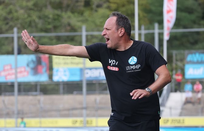 Die Stuttgarter Kickers sind unter Trainer Holger Bachthaler in Pflichtspielen noch ungeschlagen – die Partie beim FC 08 Homburg wird zum Härtetest.<span class='image-autor'>Baumann/Hansi Britsch</span>