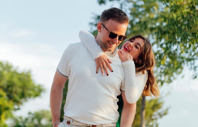 Entdecken Sie die besten Date-Ideen für den Frühling – von entspannten Spaziergängen bis hin zu aufregenden Outdoor-Aktivitäten. Perfekt für unvergessliche Momente zu zweit!<span class='image-autor'>Foto: Miguel Lifestyle / Shutterstock.com</span>