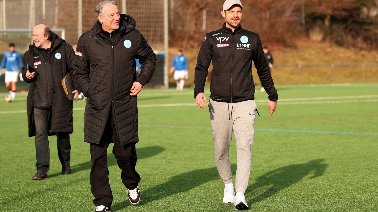 Lutz Siebrecht und Trainer Marco Wildersinn (re.): Mit Selbstvertrauen in die restlichen 14 Regionalligaspiele.Foto: Baumann/Alexander Keppler Lutz Siebrecht und Trainer Marco Wildersinn (re.): Mit Selbstvertrauen in die restlichen 14 Regionalligaspiele.Foto: Baumann/Alexander Keppler