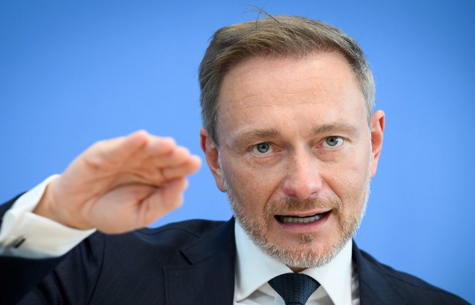 Verfolgt er die richtige Strategie? Finanzminister Christian Lindner hat in der FDP das Sagen.<span class='image-autor'>Foto: dpa/Bernd von Jutrczenka</span>