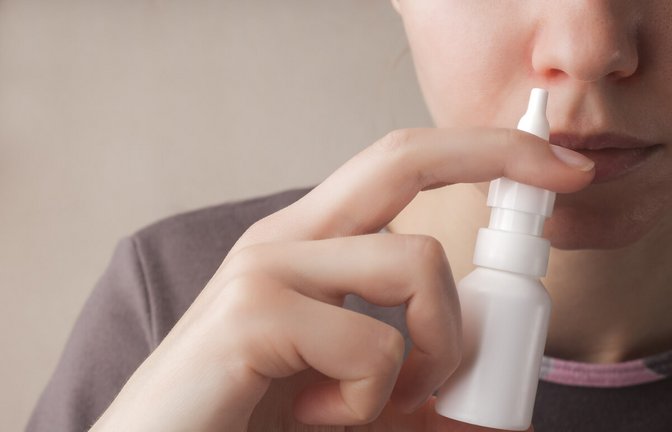 Hier zeigen wir Ihnen 7 Alternativen für Nasenspray. Nase freibekommen ohne Gewöhnungseffekt. Die wirksamsten Hausmittel im Überblick.<span class='image-autor'>Foto: Grey_and Shutterstock.com</span>