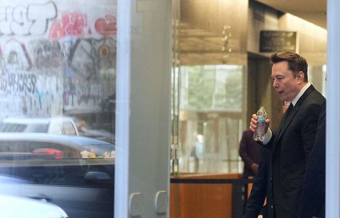 Geschworene bewerteten Musks damalige Äußerungen als gezielte Manipulation des Twitter-Aktienkurses. (Archivbild)<span class='image-autor'>Foto: Godofredo A. Vásquez/AP/dpa</span>