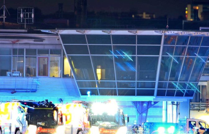 Ein Kabelbrand hatte den Einsatz am Flughafen Stuttgart aus<span class='image-autor'>Foto: SDMG</span>