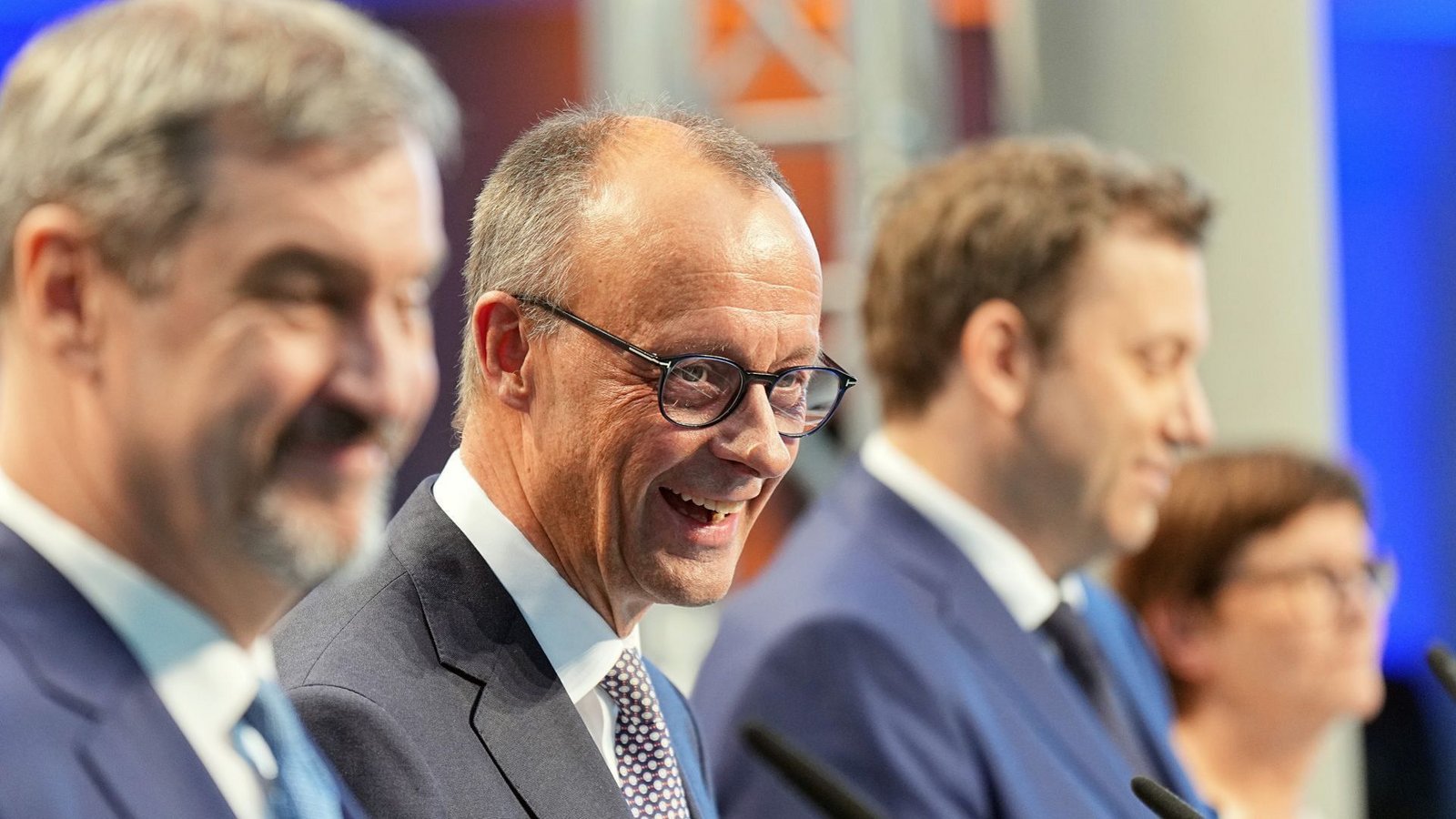 Nichts gegen Gespräche mit den Sozialpartnern - aber verantwortlich für die angekündigten Reformen bleiben diese drei Herren: CSU-Chef Markus Söder (von links), Kanzler Friedrich Merz (CDU) und Vizekanzler Lars Klingbeil (SPD), die Köpfe der Koalitionsparteien.Foto: dpa