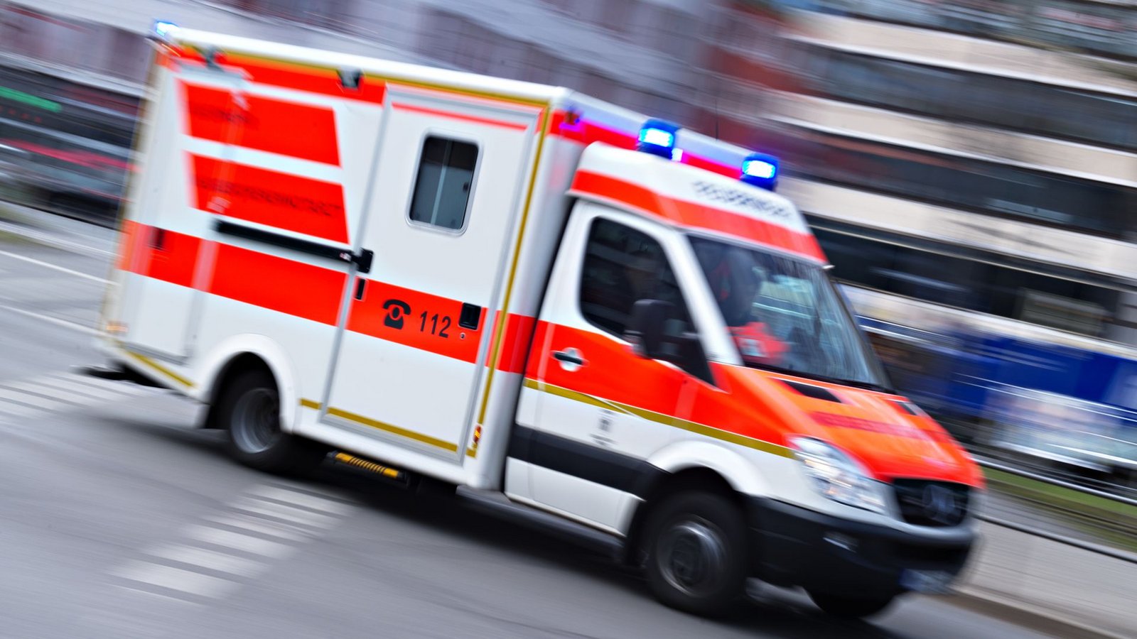 Für die 39-Jährige kam jede Hilfe zu spät. (Symbolbild)Foto: Nicolas Armer/dpa/Nicolas Armer Für die 39-Jährige kam jede Hilfe zu spät. (Symbolbild)Foto: Nicolas Armer/dpa/Nicolas Armer