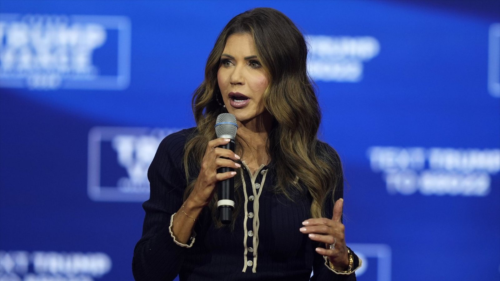 Kristi Noem ist offenbar abberufen. (Archivbild)Foto: dpa/Matt Rourke