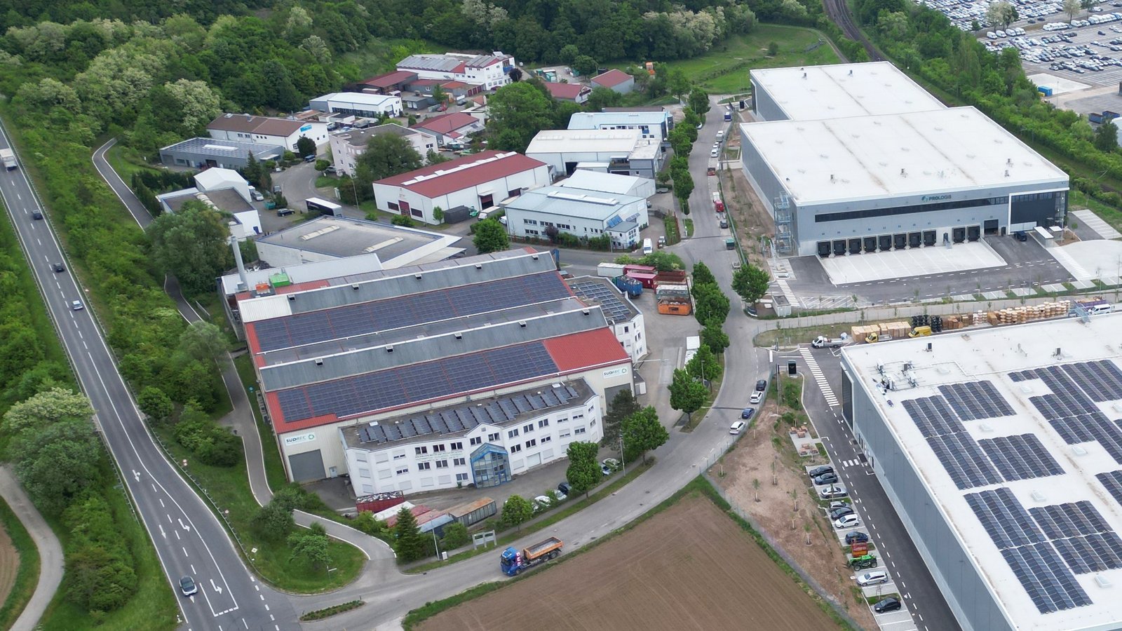 Das Illinger Gewerbegebiet Schweichling Ost soll noch strenger den Gewerbetreibenden vorbehalten bleiben als ohnehin schon. Foto: Küppers Das Illinger Gewerbegebiet Schweichling Ost soll noch strenger den Gewerbetreibenden vorbehalten bleiben als ohnehin schon. Foto: Küppers