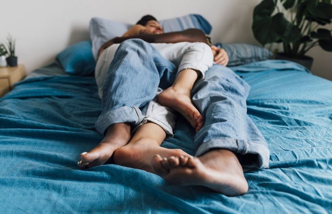 Eine Weile auf  Sex zu verzichten, dafür aber etwa intensiv zu Kuscheln, kann laut Experten für manche sinnvoll sein.<span class='image-autor'>Foto: imago//Eugenio Marongiu</span>