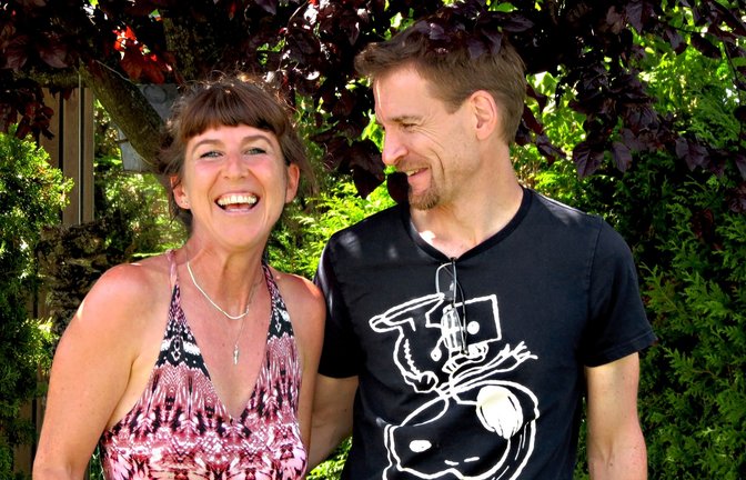 „Es ist  auch die Vergangenheit, die uns ausmacht“: die 49-jährige Nicole Bauer und der  50-jährige Matthias Erbacher.<span class='image-autor'>Foto: Nadja Otterbach</span>