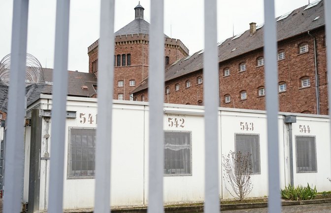 Die JVA in Bruchsal dürfte bald einen entflohenen Gefangenen zurückbekommen.<span class='image-autor'>Foto: dpa/Uwe Anspach</span>