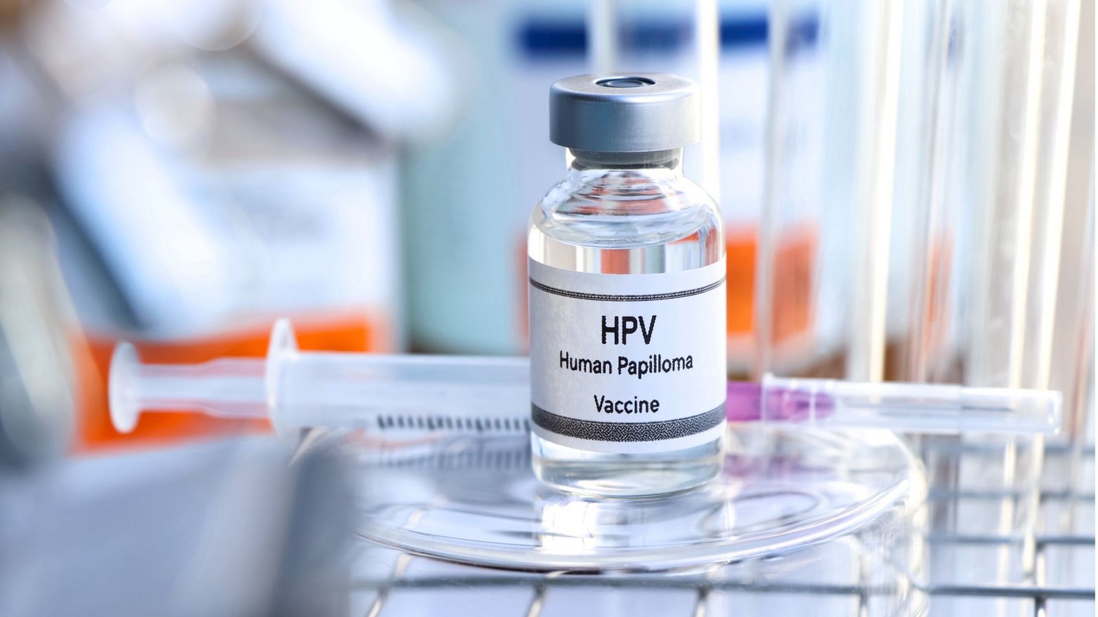 In Deutschland stehen derzeit zwei HPV-Impfstoffe –Cervarix und Gardasil – zur Verfügung, die auch gegen die besonders gefährlichen Virustypen HPV16 und HPV18 wirken.Foto: Imago/Pond5 Images In Deutschland stehen derzeit zwei HPV-Impfstoffe –Cervarix und Gardasil – zur Verfügung, die auch gegen die besonders gefährlichen Virustypen HPV16 und HPV18 wirken.Foto: Imago/Pond5 Images