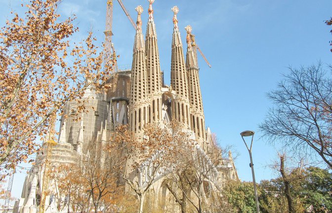 Die Sagrada Familia in Barcelona wird zehn Meter höher als das Ulmer Münster.<span class='image-autor'>Foto: IMAGO/Cavan Images/IMAGO</span>