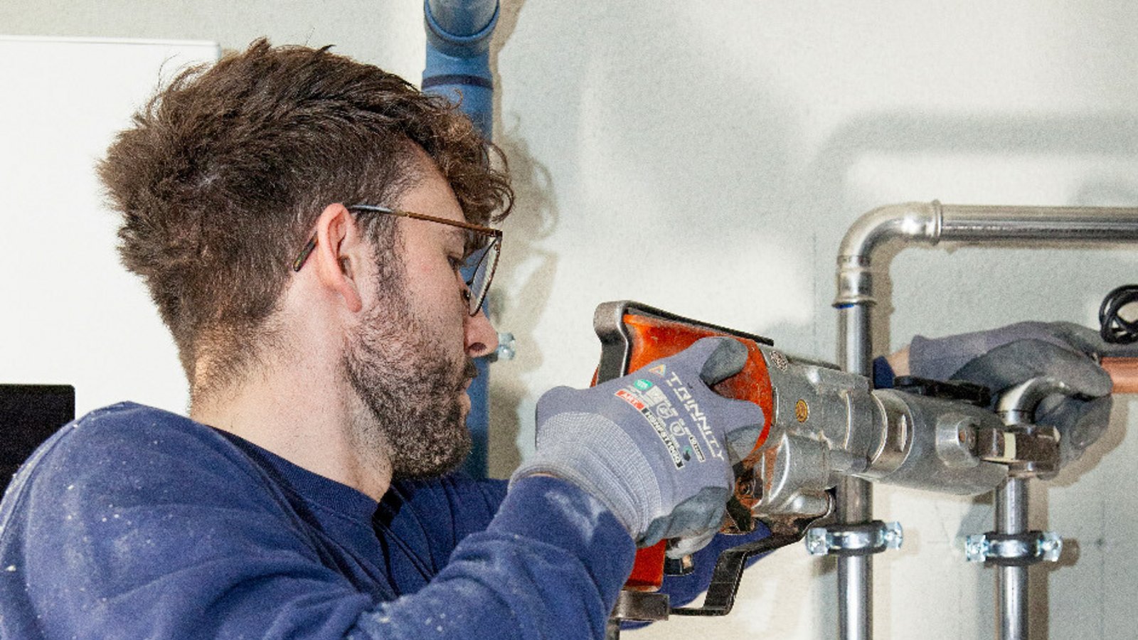 Die Ausbildung zum Anlagenmechaniker für Sanitär-, Heizungs- und Klimatechnik ist am begehrtesten. Die Ausbildung zur Konditorin bleibt eine Frauendomäne.Foto: /Handwerkskammer Die Ausbildung zum Anlagenmechaniker für Sanitär-, Heizungs- und Klimatechnik ist am begehrtesten. Die Ausbildung zur Konditorin bleibt eine Frauendomäne.Foto: /Handwerkskammer