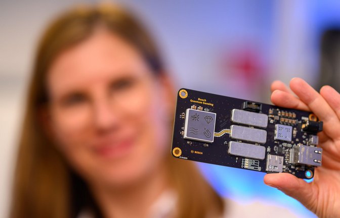 Der Quantensensor ist aktuell so groß wie ein Smartphone.<span class='image-autor'>Foto: Bosch</span>