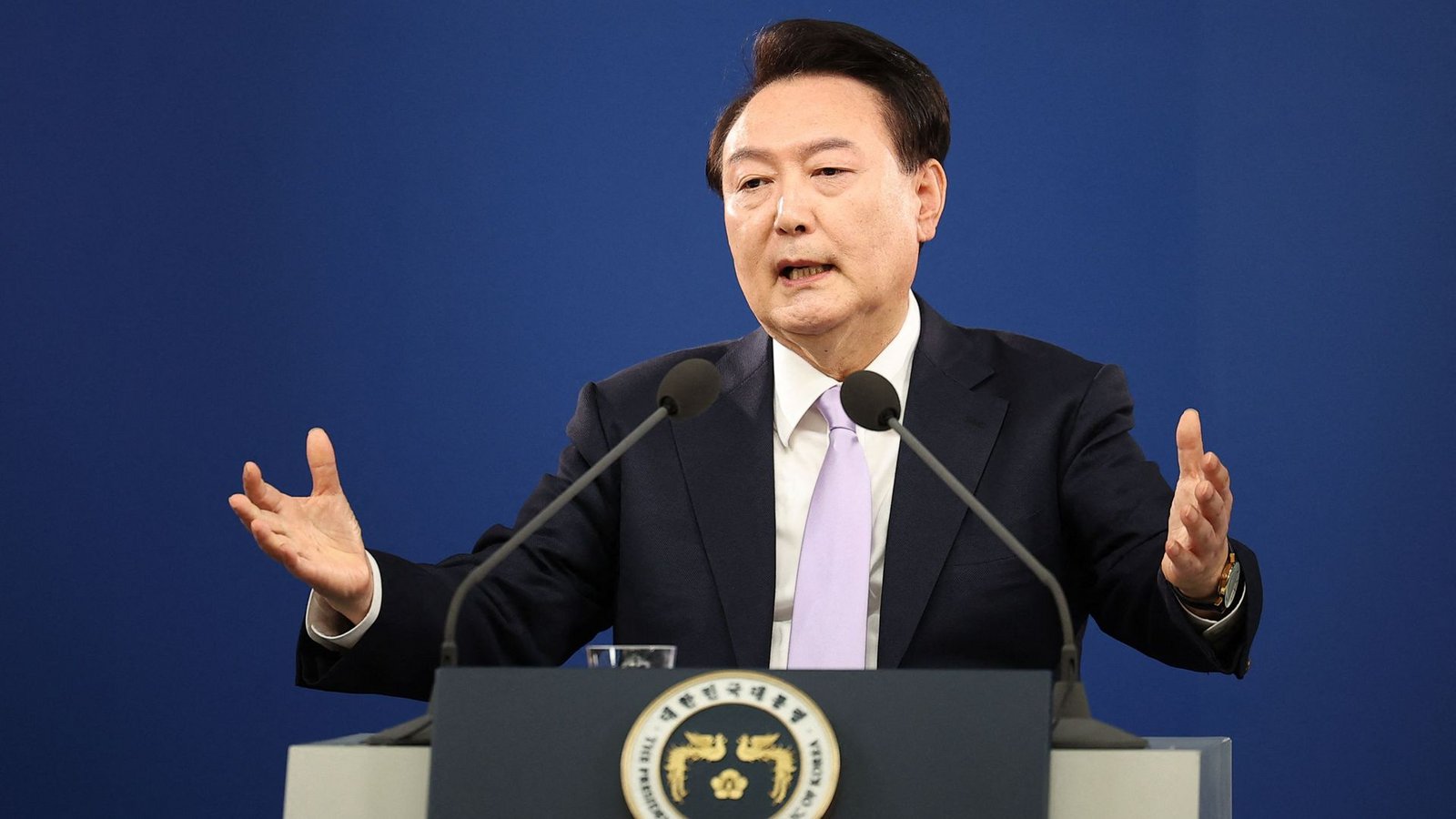 Südkoreas Präsident Yoon Suk Yeol schließt Waffenlieferungen an die Ukraine nicht aus.Foto: AFP/Kim Hong-Ji Südkoreas Präsident Yoon Suk Yeol schließt Waffenlieferungen an die Ukraine nicht aus.Foto: AFP/Kim Hong-Ji