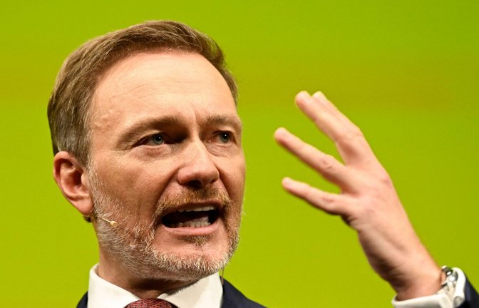 Christian Lindner ruft die Gesellschaft zu mehr Optimismus auf.<span class='image-autor'>Foto: AFP/THOMAS KIENZLE</span>