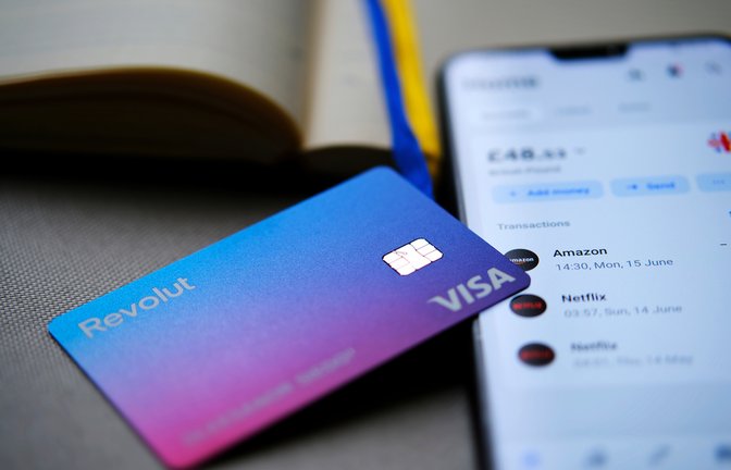 So zahlen Sie Bargeld auf Ihr Konto ein.<span class='image-autor'>Foto: Ascannio / shutterstock.com</span>