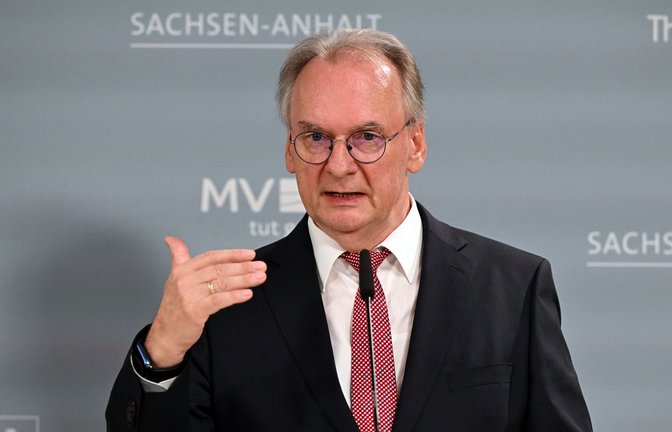 Reiner Haseloff (CDU) spricht sich gegen ein Fernsehduell aus.<span class='image-autor'>Foto: dpa/Federico Gambarini</span>