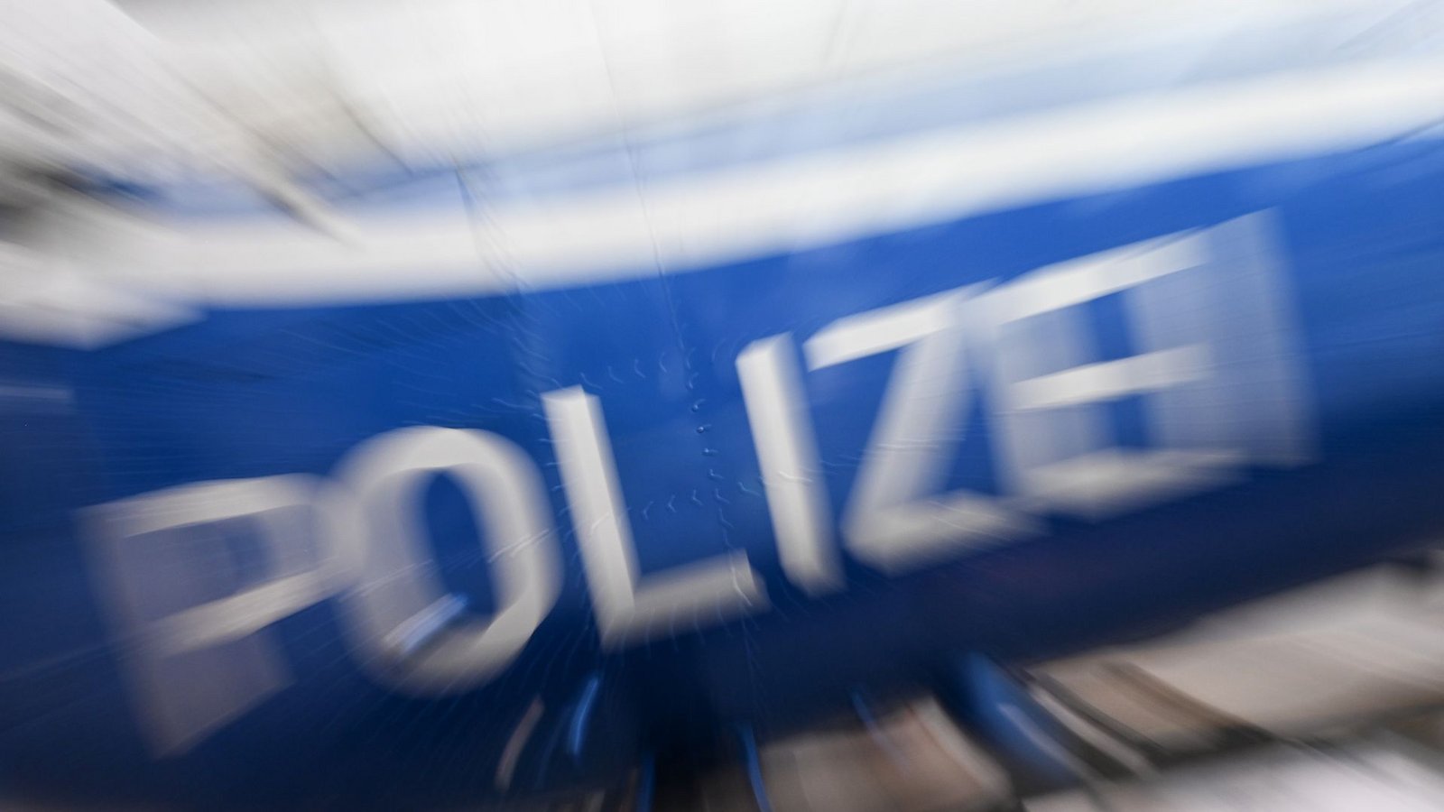 Die Polizei hat nun einen Tatverdächtigen festgenommen. (Symbolbild)Foto: picture alliance/dpa/Bernd Weißbrod Die Polizei hat nun einen Tatverdächtigen festgenommen. (Symbolbild)Foto: picture alliance/dpa/Bernd Weißbrod