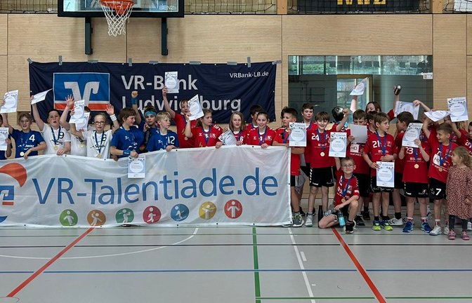 Mit Urkunden und Medaillen wurden die Handballtalente belohnt. <span class='image-autor'>Foto: privat</span>