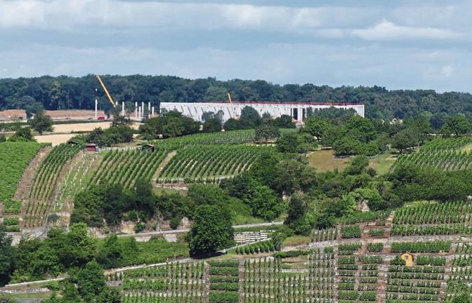 „Schockierender Blick zu dem neuen Waldäcker-Industriegebiet“ in Mühlacker, schreibt unser Leser Hans-Joachim Klingner zu seinem Foto.