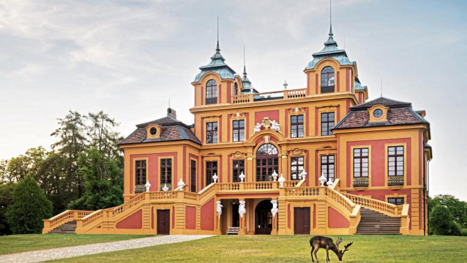 Neue Ausstellungsformate im Schloss Favorite. Foto: p