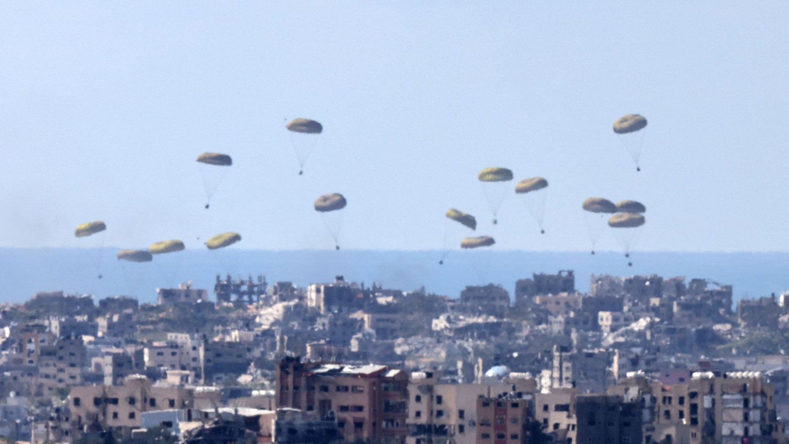Jordanien hat die Luftbrücke in den Gazastreifen initiiert.Foto: AFP/MENAHEM KAHANA