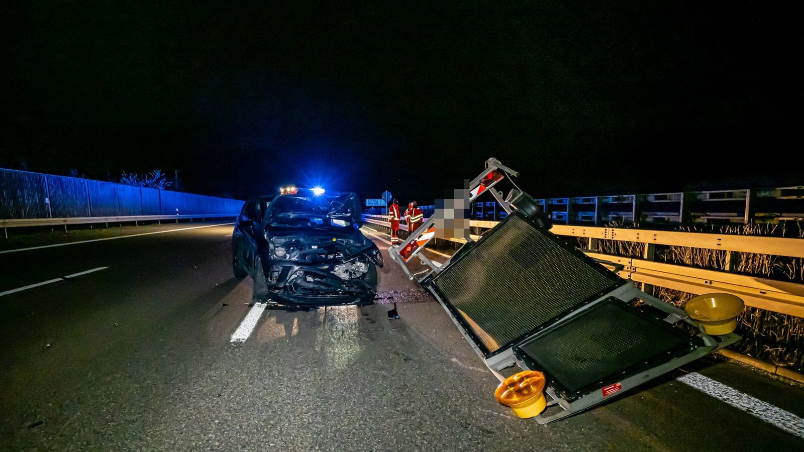 An dem Fahrzeug entstand ein Totalschaden.Foto: 7aktuell.de/Alexander Hald