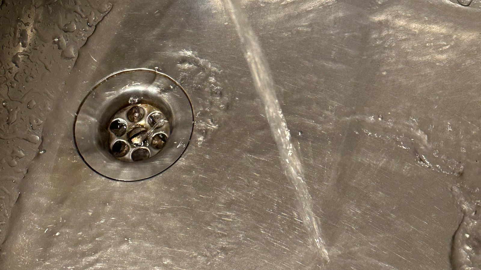 Wird in diesem Jahr teurer: das Trinkwasser in Vaihingen. Foto: Bögel