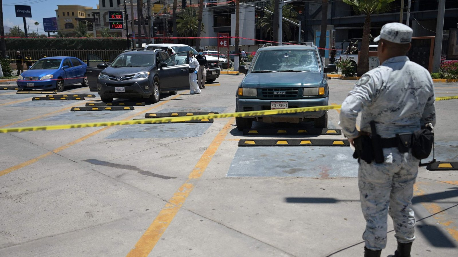 Die Leiche wurde auf einem Parkplatz nahe des Trainingsplatzes gefunden.Foto: Guillermo Arias / AFP