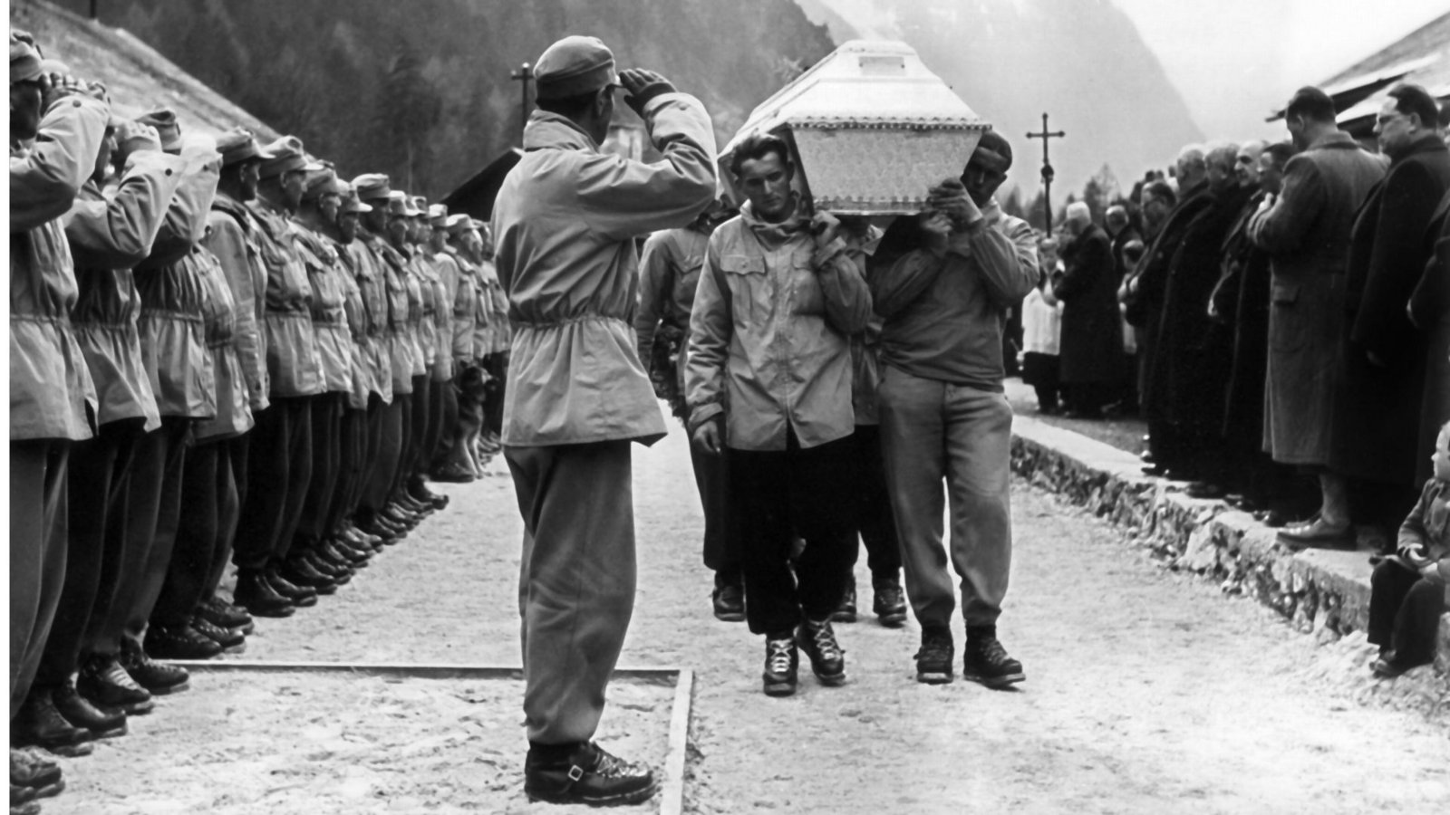 Das Dachstein-Unglück löste die bisher größte Bergrettungsaktion in den Alpen aus.Foto: dpa/dpaweb/Db Das Dachstein-Unglück löste die bisher größte Bergrettungsaktion in den Alpen aus.Foto: dpa/dpaweb/Db