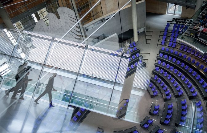 Im Bundestag wird am Donnerstag die erste von zwei Sondersitzungen abgehalten. (Archivbild)<span class='image-autor'>Foto: dpa/Kay Nietfeld</span>