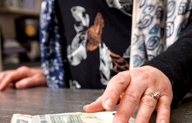 Zum 1. Juli erhalten viele Erwerbsminderungsrentner einen neuen Zuschlag.<span class='image-autor'>Foto: dpa/Christin Klose</span>