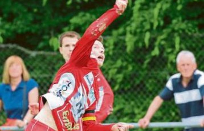 Marco Lochmahr am Zweitschlag  Foto: Küppers