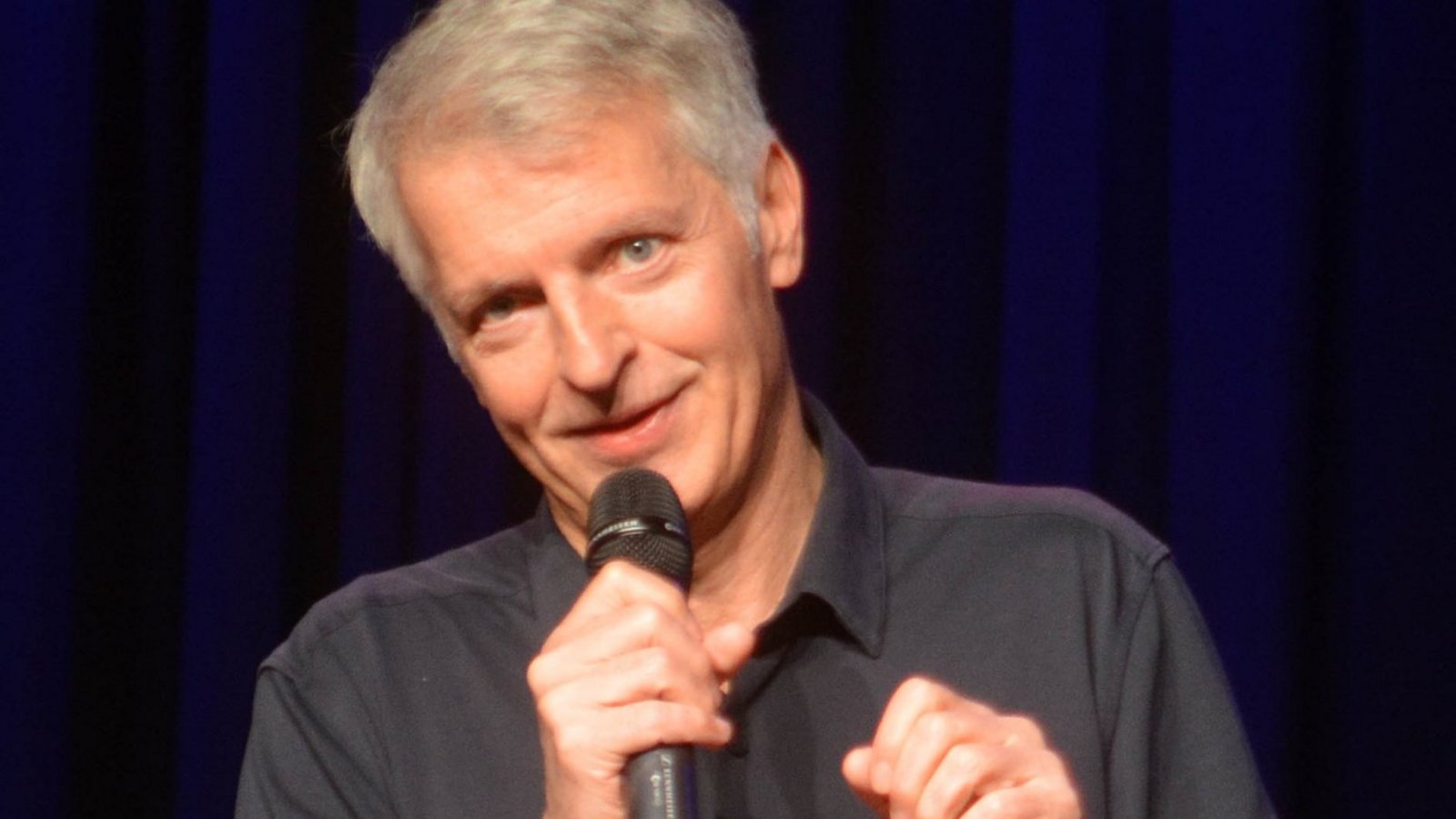 Überzeugt: Johannes Flöck bei seinem Auftritt in Schützingen. Foto: Stahlfeld Überzeugt: Johannes Flöck bei seinem Auftritt in Schützingen. Foto: Stahlfeld