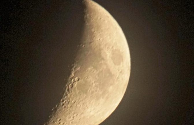 Guter Mond, du gehst so stille – nächsten Freitagabend findet übrigens auch von Vaihingen aus sichtbar eine totale Mondfinsternis statt.  Foto: Nachreiner