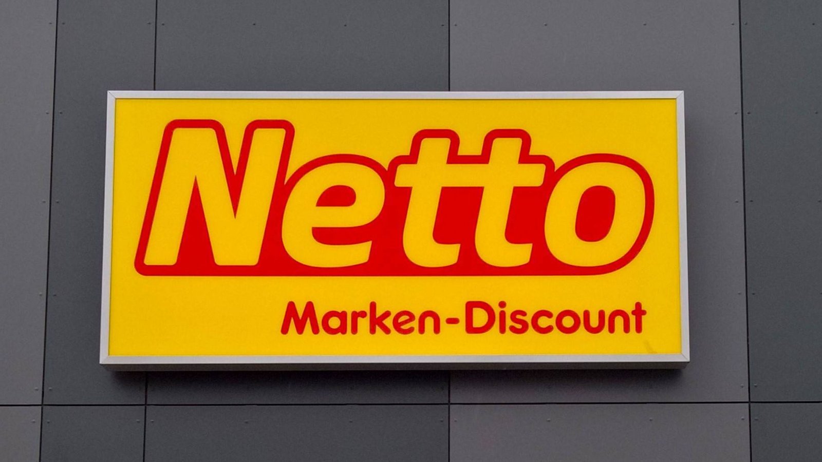Netto veröffentlichte am Montagabend eine Erklärung mit der Warnung vor Salmonellen in bestimmten Pistazien-Packungen (Symbolbild).Foto: IMAGO/Manfred Segerer Netto veröffentlichte am Montagabend eine Erklärung mit der Warnung vor Salmonellen in bestimmten Pistazien-Packungen (Symbolbild).Foto: IMAGO/Manfred Segerer