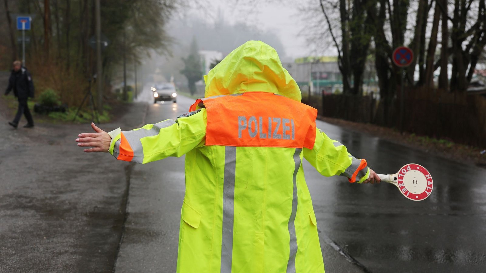 Laut ADAC steht der Schwerpunkttag des sogenannten Blitzermarathons an.Foto: Bodo Schackow/dpa