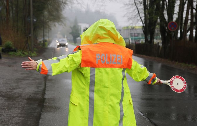 Laut ADAC steht der Schwerpunkttag des sogenannten Blitzermarathons an.<span class='image-autor'>Foto: Bodo Schackow/dpa</span>